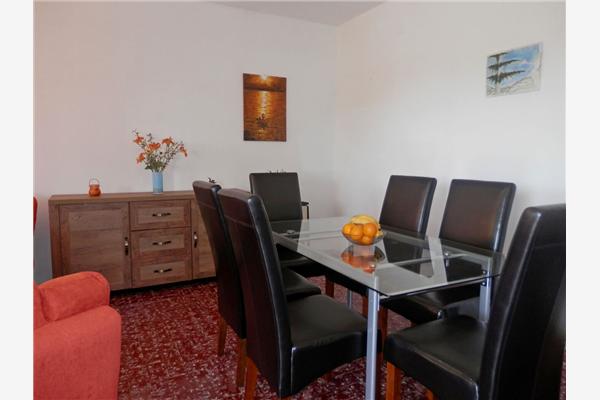 Apartment A1, for 6 persons