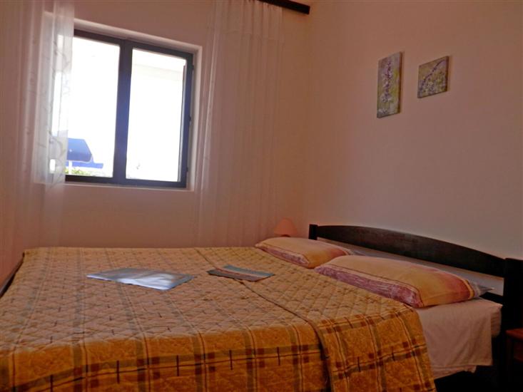 Apartment A1, for 6 persons