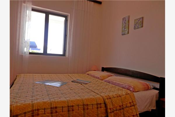 Apartment A1, for 6 persons
