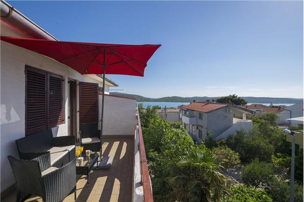 Apartment A3, for 6 persons