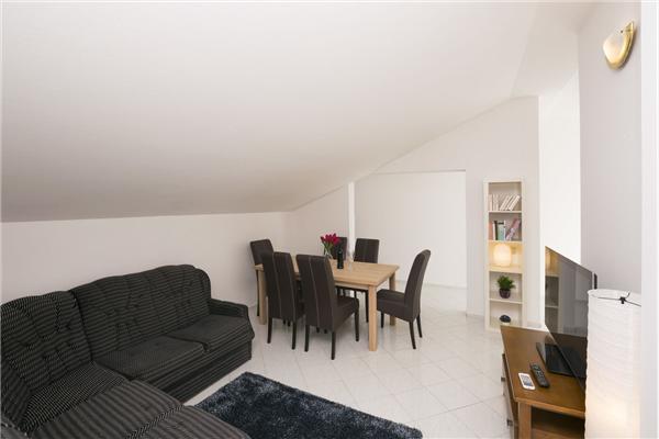 Apartment A3, for 6 persons