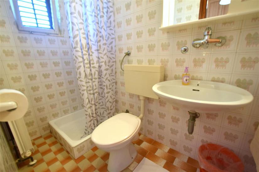 Room A2, for 2 persons