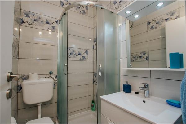 House K1, for 8 persons