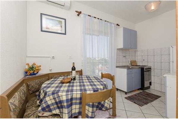 Apartment A1, for 4 persons