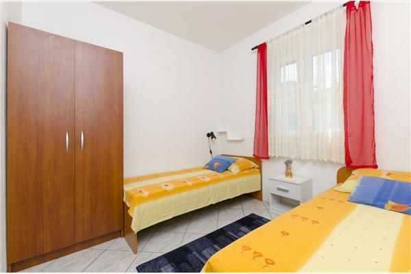 Apartment A2, for 4 persons