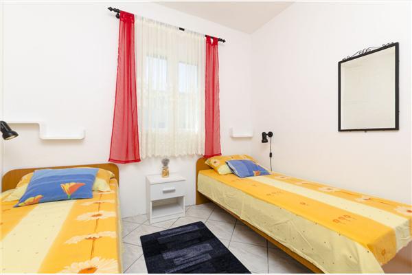 Apartment A2, for 4 persons