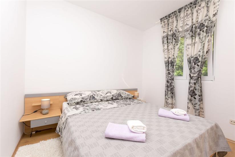 Apartment A1, for 8 persons