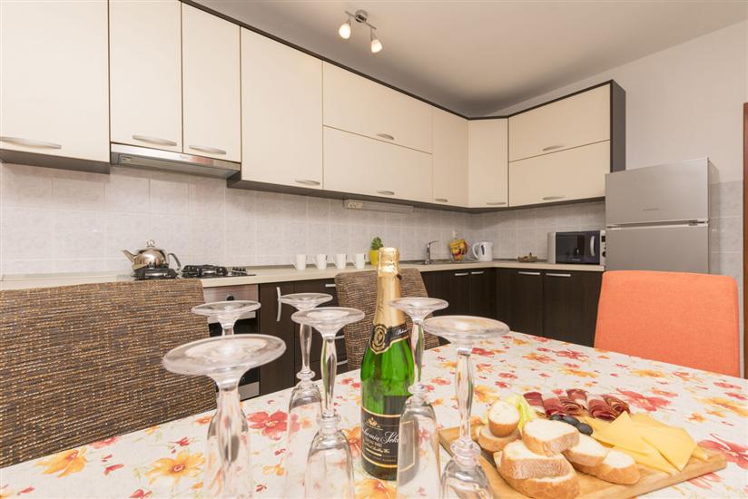 Apartment A1, for 8 persons