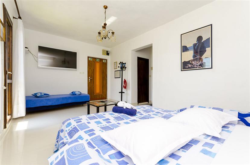 House K1, for 5 persons