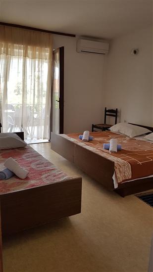 House K1, for 11 persons