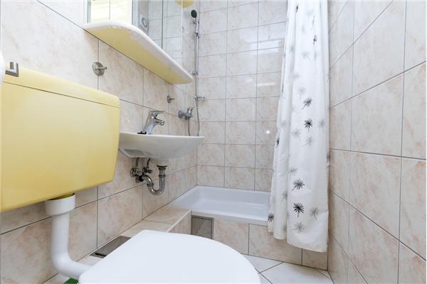 Apartment A2, for 4 persons