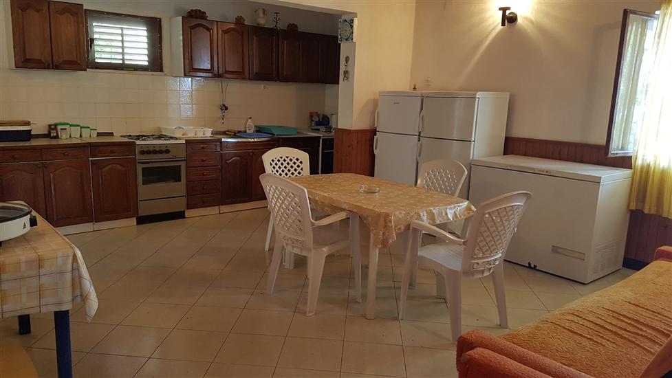 House K1, for 11 persons