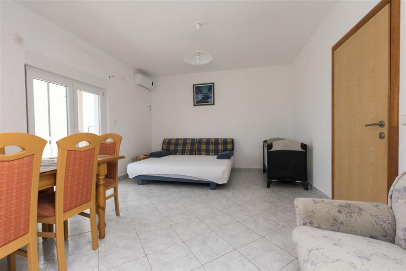 Apartment A3, for 6 persons