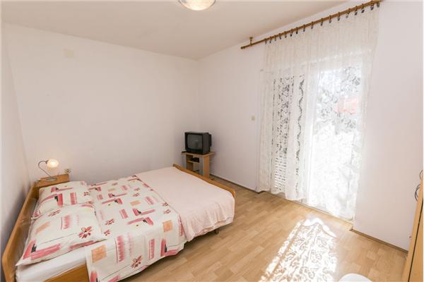 Apartment A2, for 4 persons