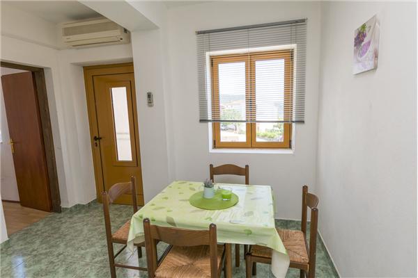 Apartment A2, for 4 persons