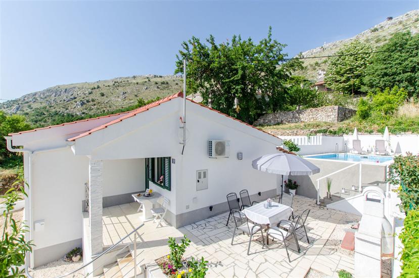 House Villa DA24