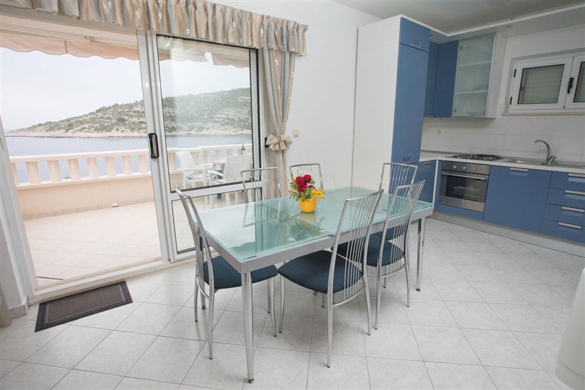 Apartment A1, for 4 persons