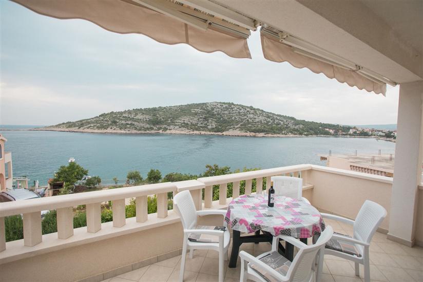 Apartment A1, for 4 persons