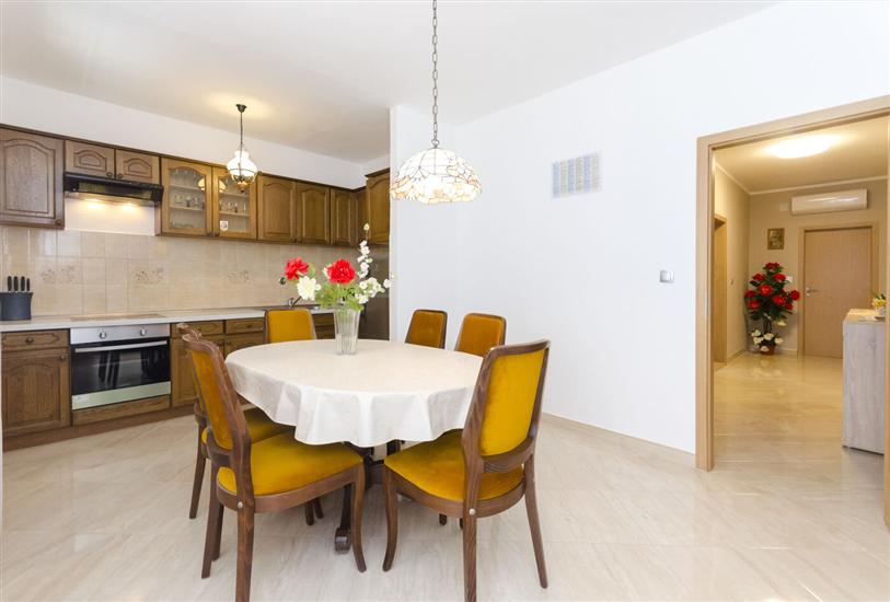 Apartman A3, za 8 osoba/e