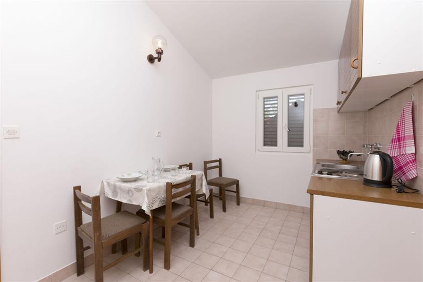 Apartment A1, for 3 persons