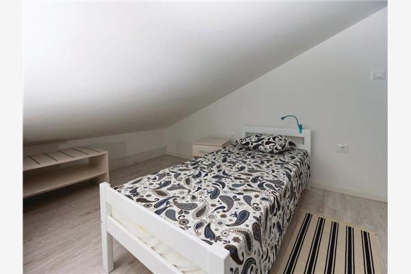 Apartment A1, for 8 persons