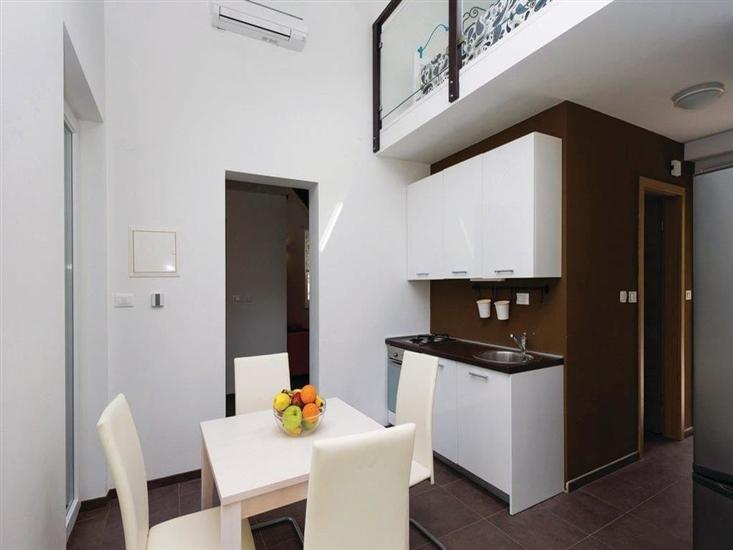 Apartment A1, for 8 persons
