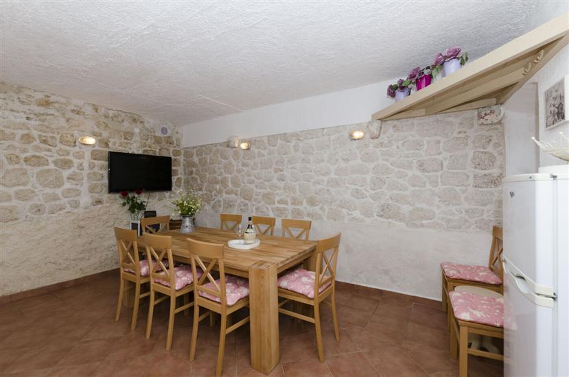 House K1, for 9 persons