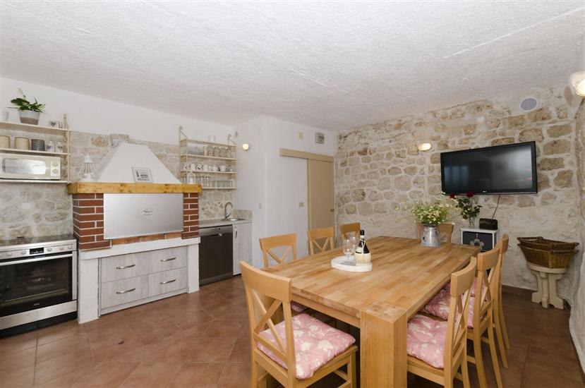 House K1, for 9 persons