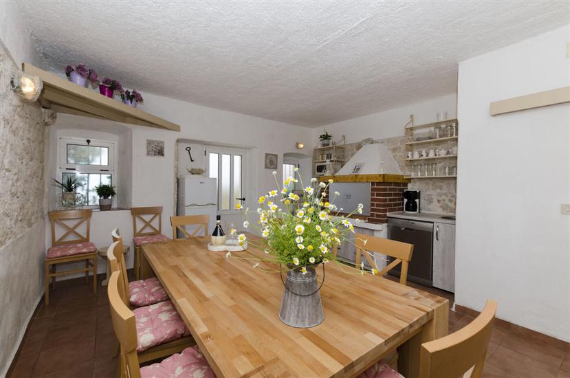 House K1, for 9 persons