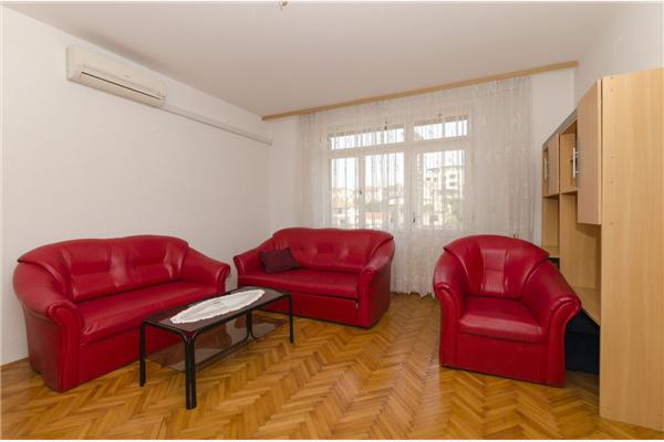 Apartment A1, for 5 persons