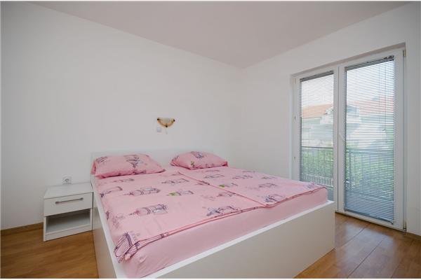 Apartment A2, for 8 persons