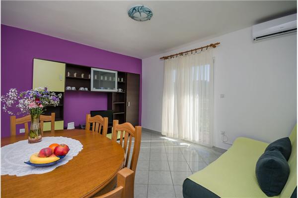 Apartment A2, for 8 persons