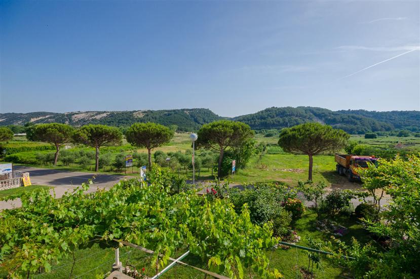 Apartment A2, for 8 persons