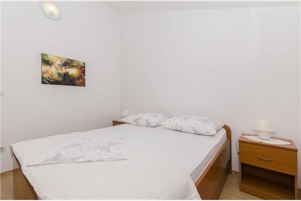 Apartment A1, for 5 persons