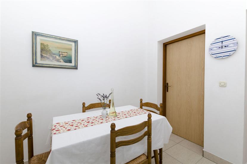 Apartment A2, for 4 persons