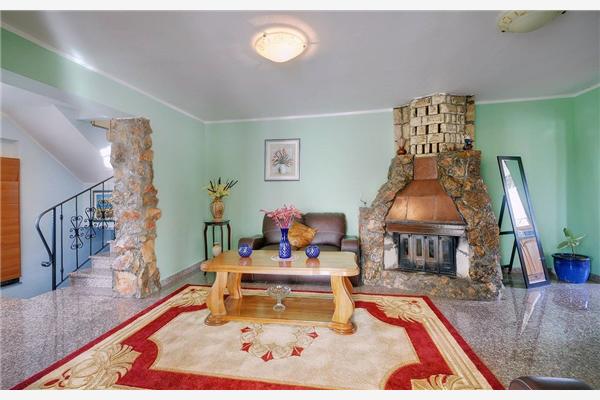 House K1, for 10 persons