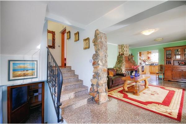 House K1, for 10 persons