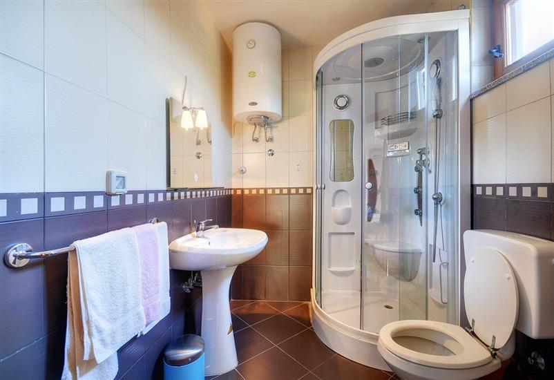 House K1, for 10 persons