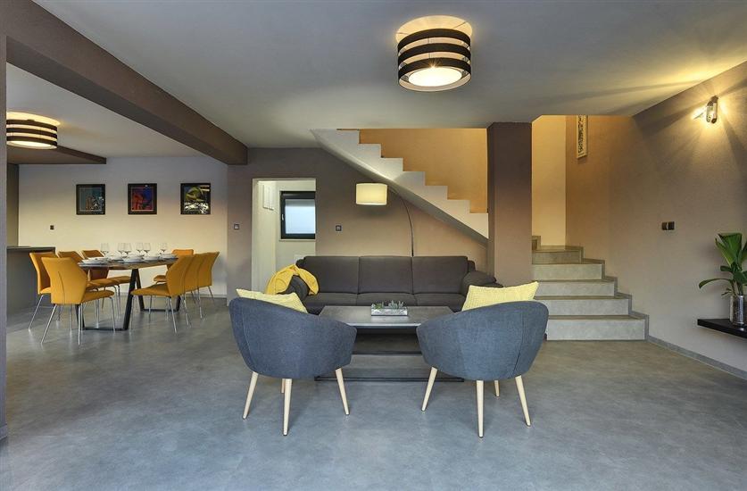 House K1, for 10 persons