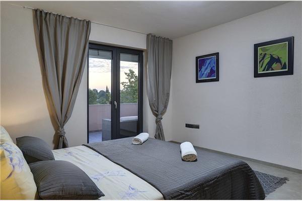 House K1, for 10 persons