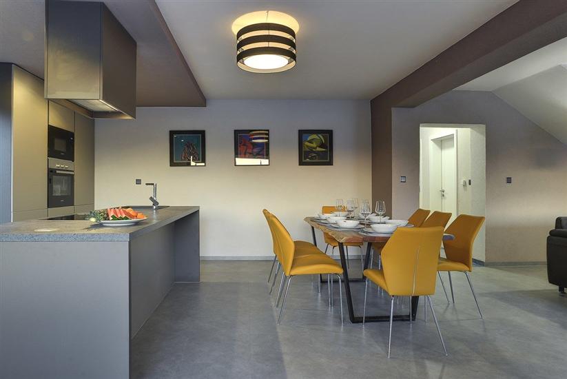 House K1, for 10 persons