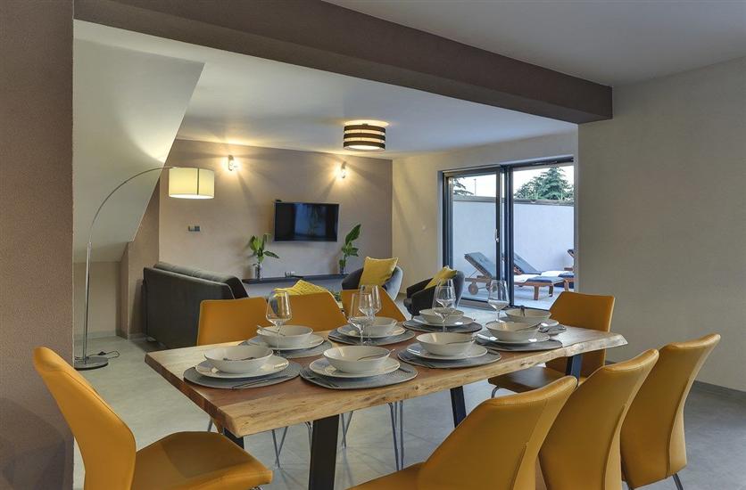 House K1, for 10 persons