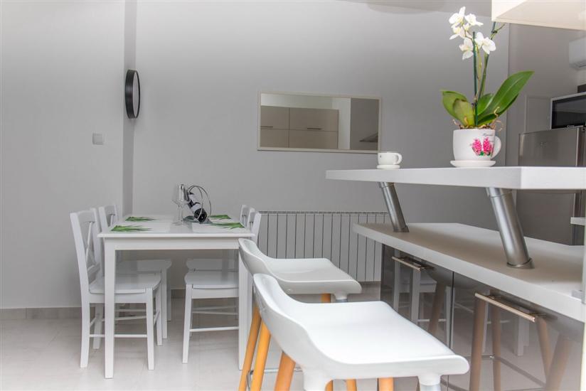 Apartment A6, for 4 persons