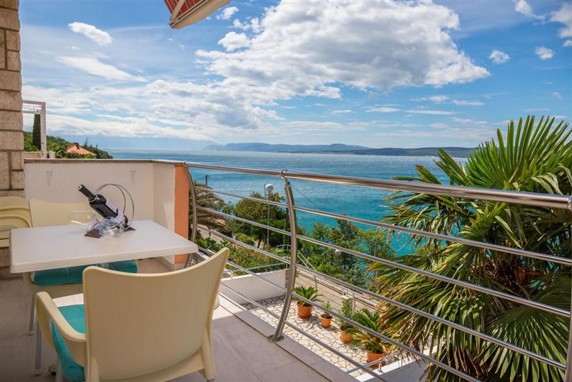 Apartment A6, for 4 persons