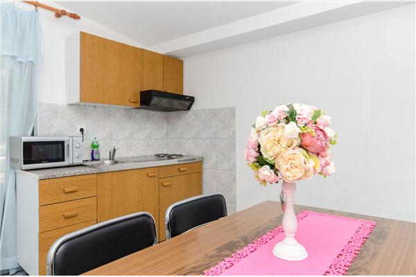 Apartment A14, for 4 persons