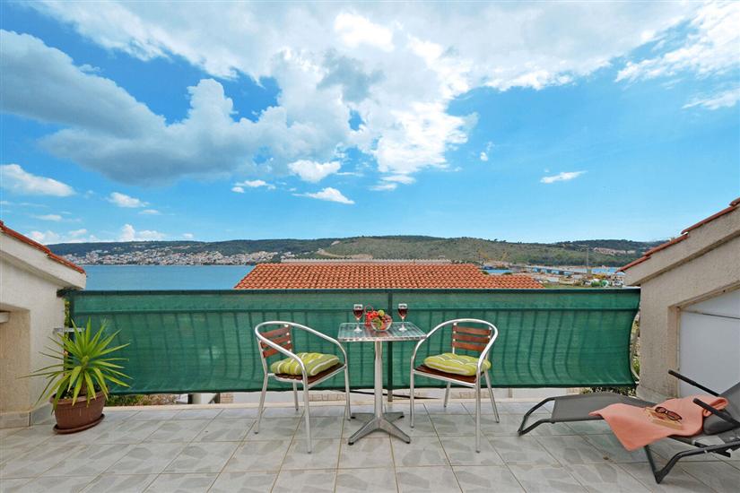Apartment A1, for 2 persons