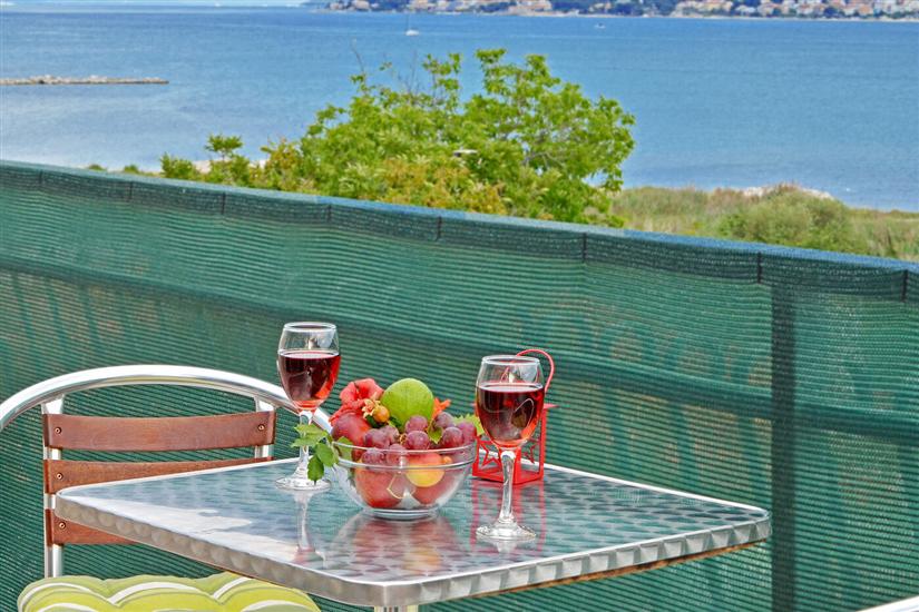 Apartment A1, for 2 persons