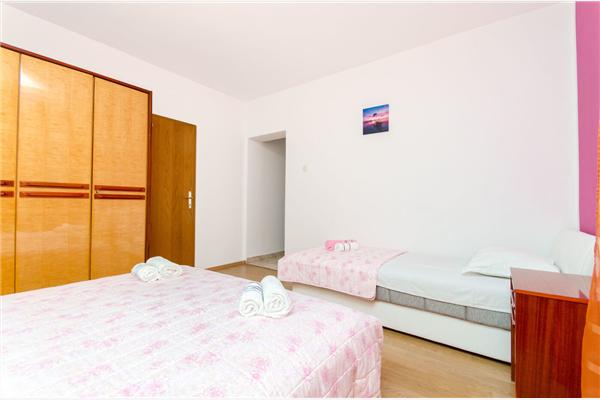 Apartment A1, for 4 persons