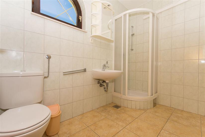 Apartman A2, na 3 osebe