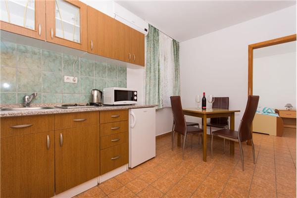 Apartman A4, na 3 osebe